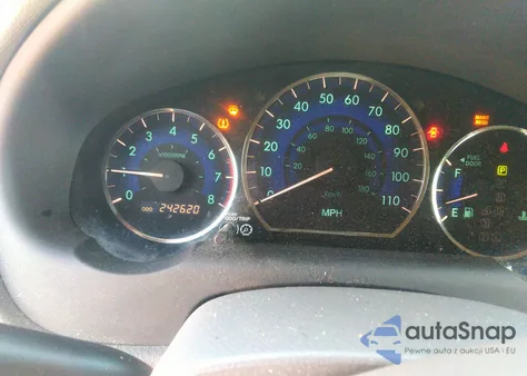 2010 Toyota Sienna Le from USA, damaged, VIN 5TDKK4CC1AS305408